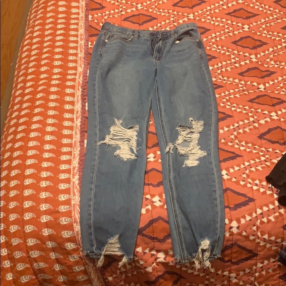 American Eagle size 2 Regular Mom jeans